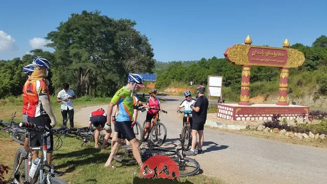 Inle Lake Soft Cycling and Trekking Tour – 4 Days 4
